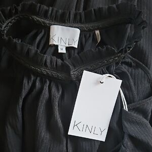 Kinly Black Halter Top Blouse Size M